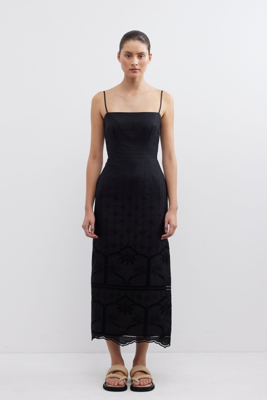 Dresses PASDUCHAS | Bonita Classic Midi - Pre Order Black