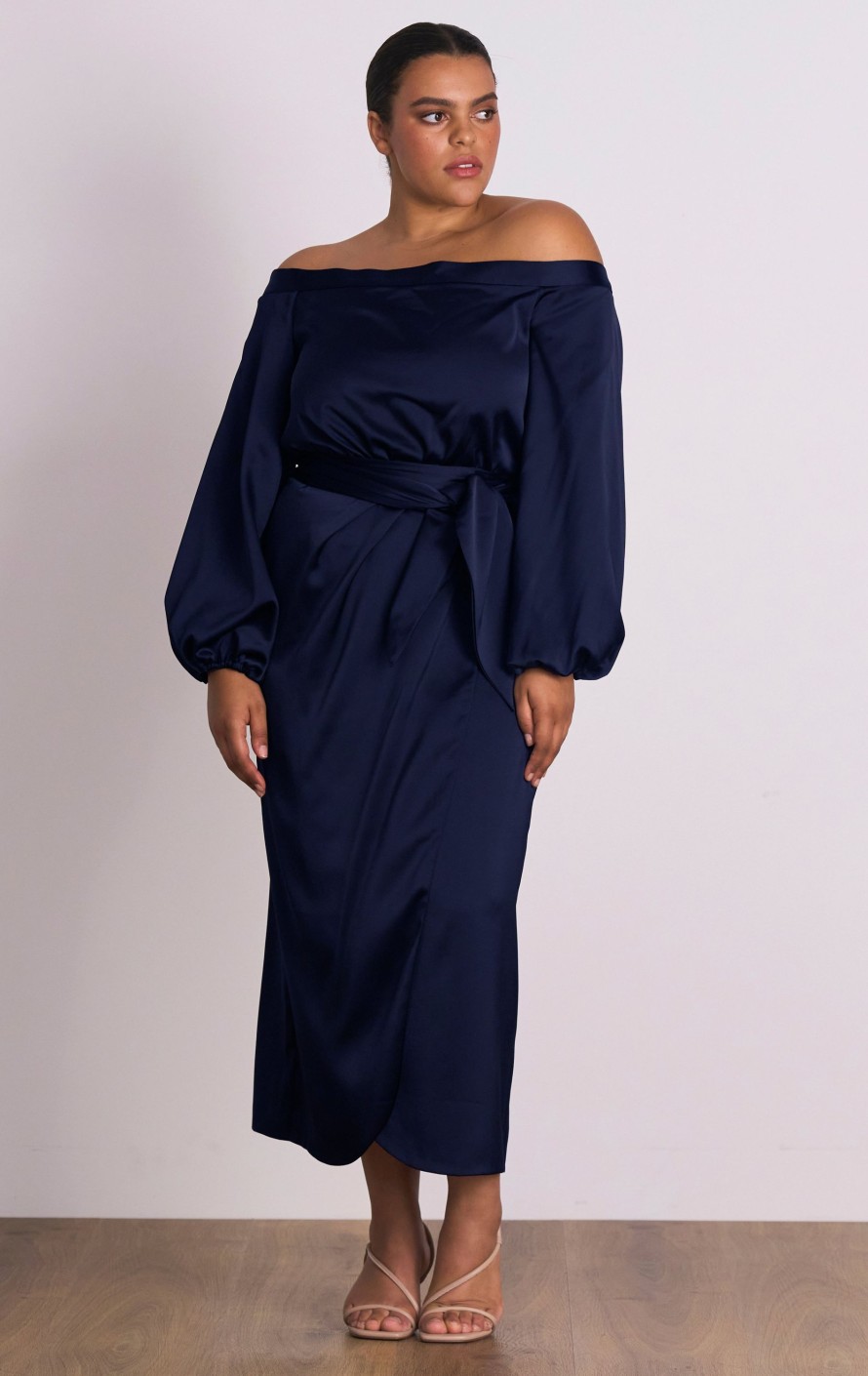 Dresses PASDUCHAS | Dreamland Sleeve Midi - Pre Order Navy